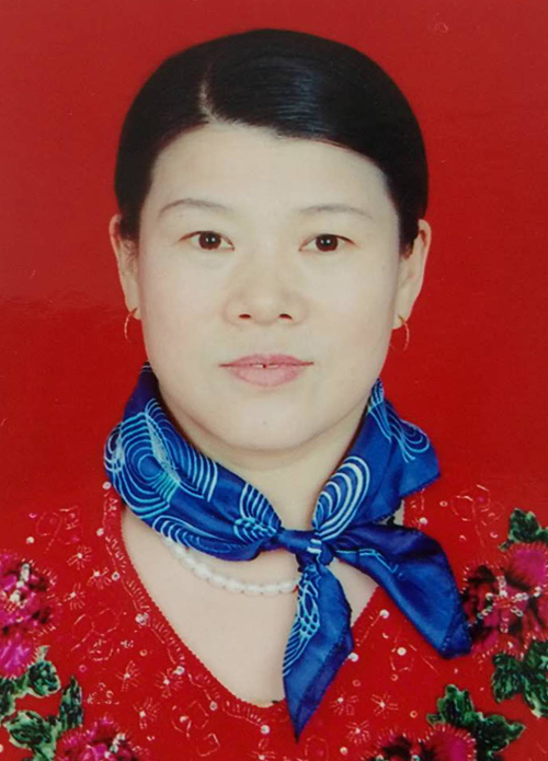 历福英  “金牌月嫂”“2010年度十佳月嫂”